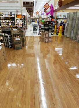 Floors 1